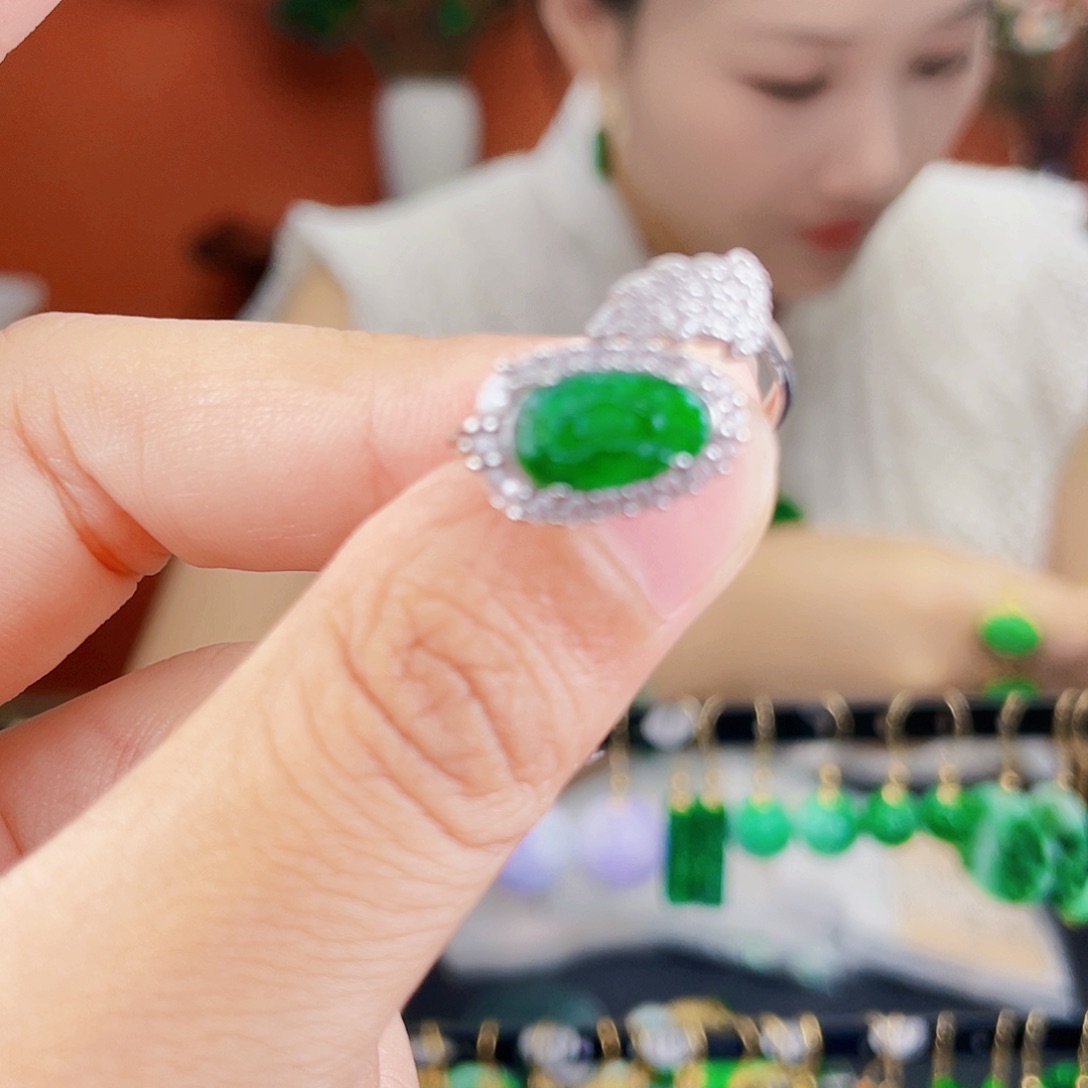 翡翠银S925镶嵌耳饰