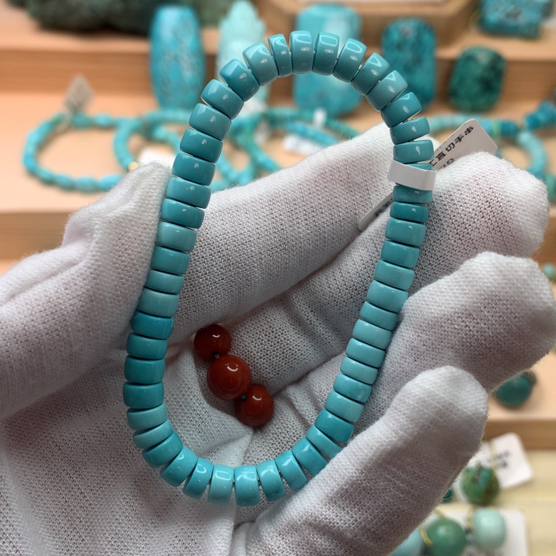 绿松石未镶嵌珠宝奇石