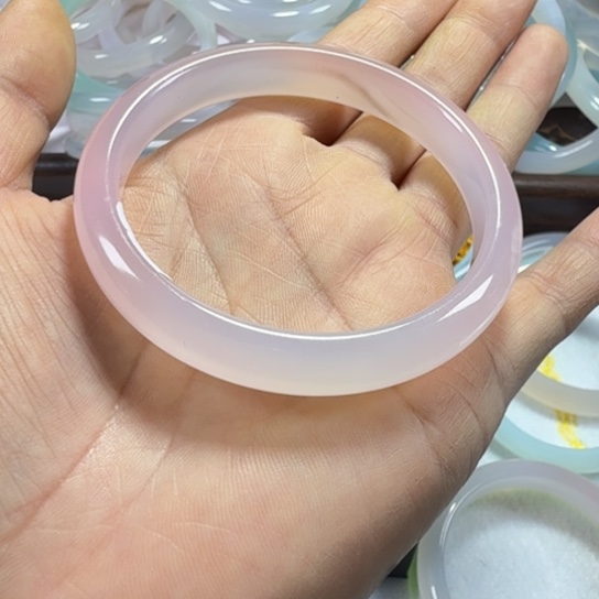 玛瑙/玉髓未镶嵌手镯炎灿好物市集专属链接