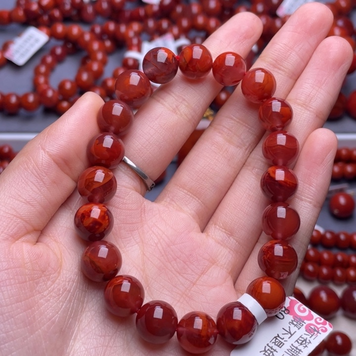 ****泊南红玛瑙未镶嵌其他10mm顶品瓦西牛血红火焰手串