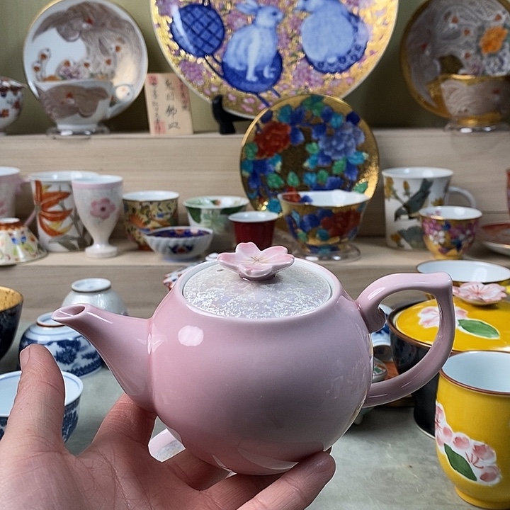 紫砂茶杯这个时候应该可以休息了