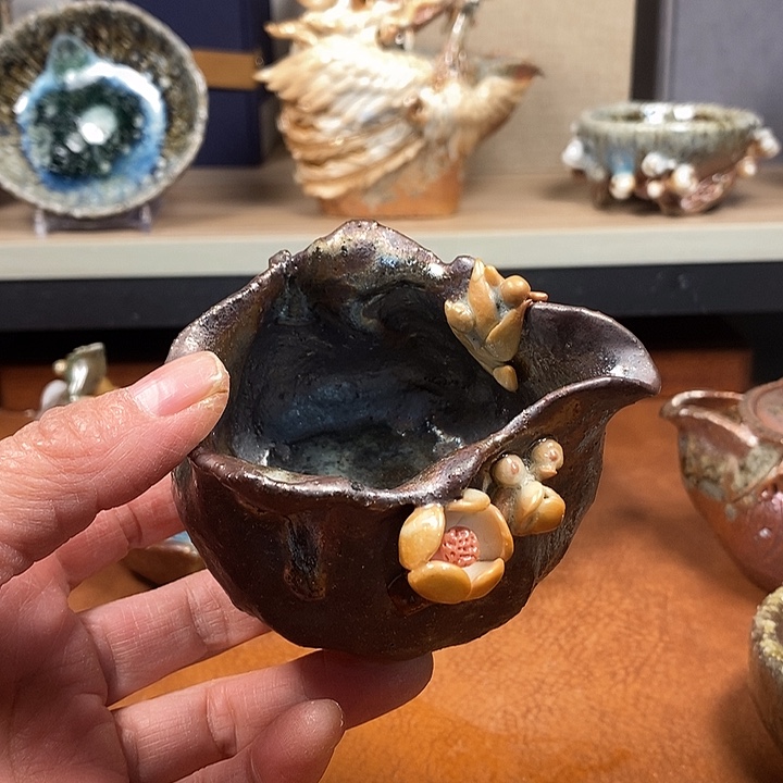 瓷片我们的确是一个人的