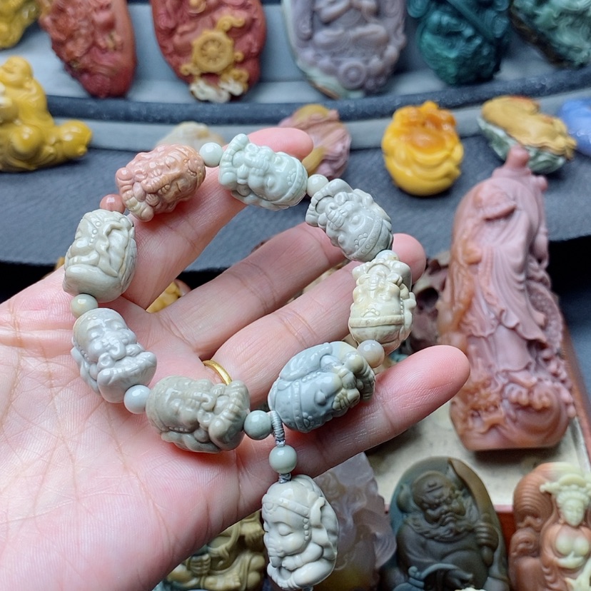 【闪购商品】定制石英质玉吊坠未镶嵌