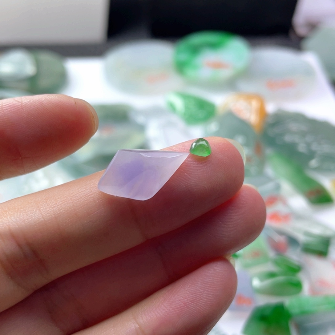 未镶嵌定制翡翠天然缅甸翡翠