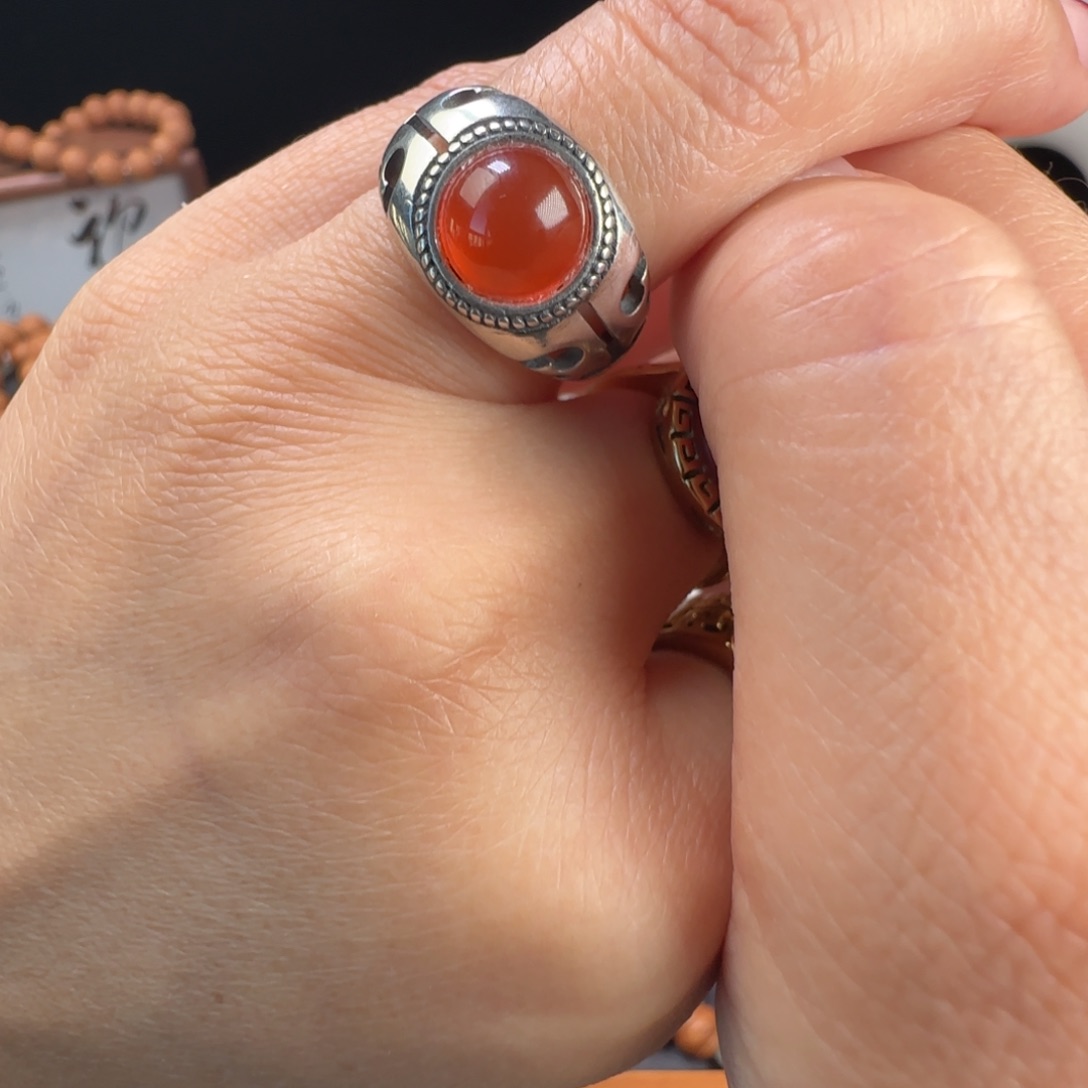 凤眼菩提手串南红