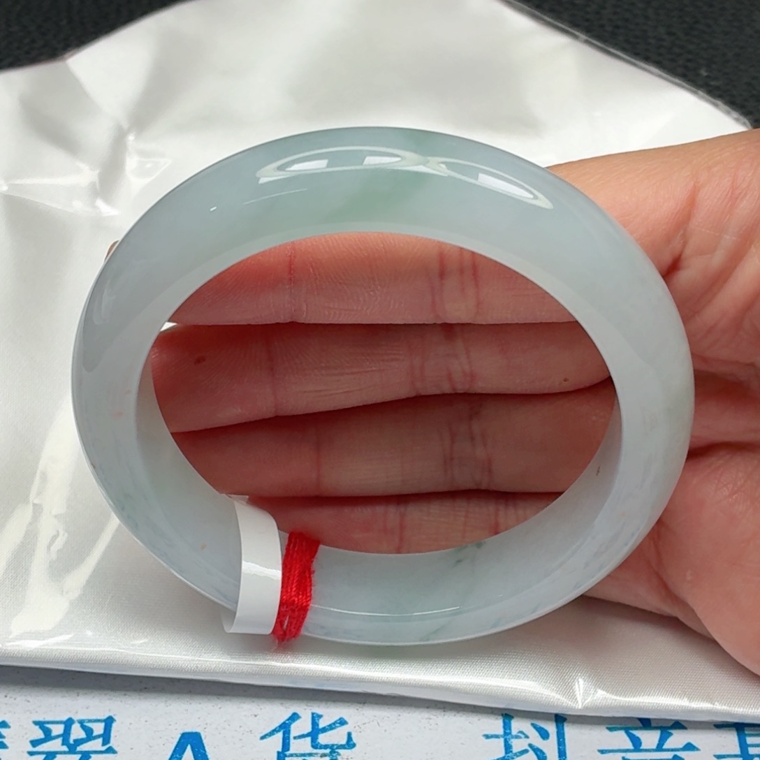 翡翠手镯未镶嵌55.5圈