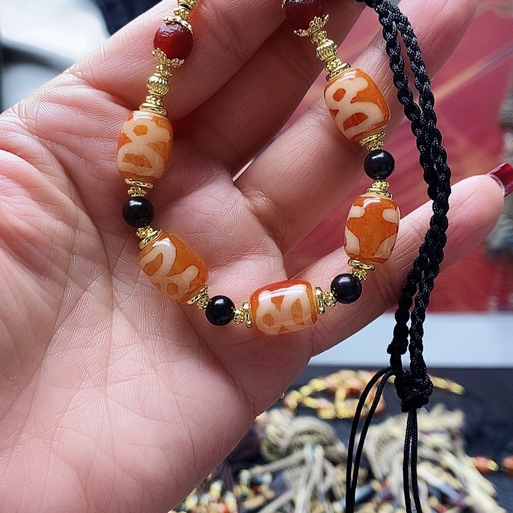 玛瑙/玉髓颈饰合金