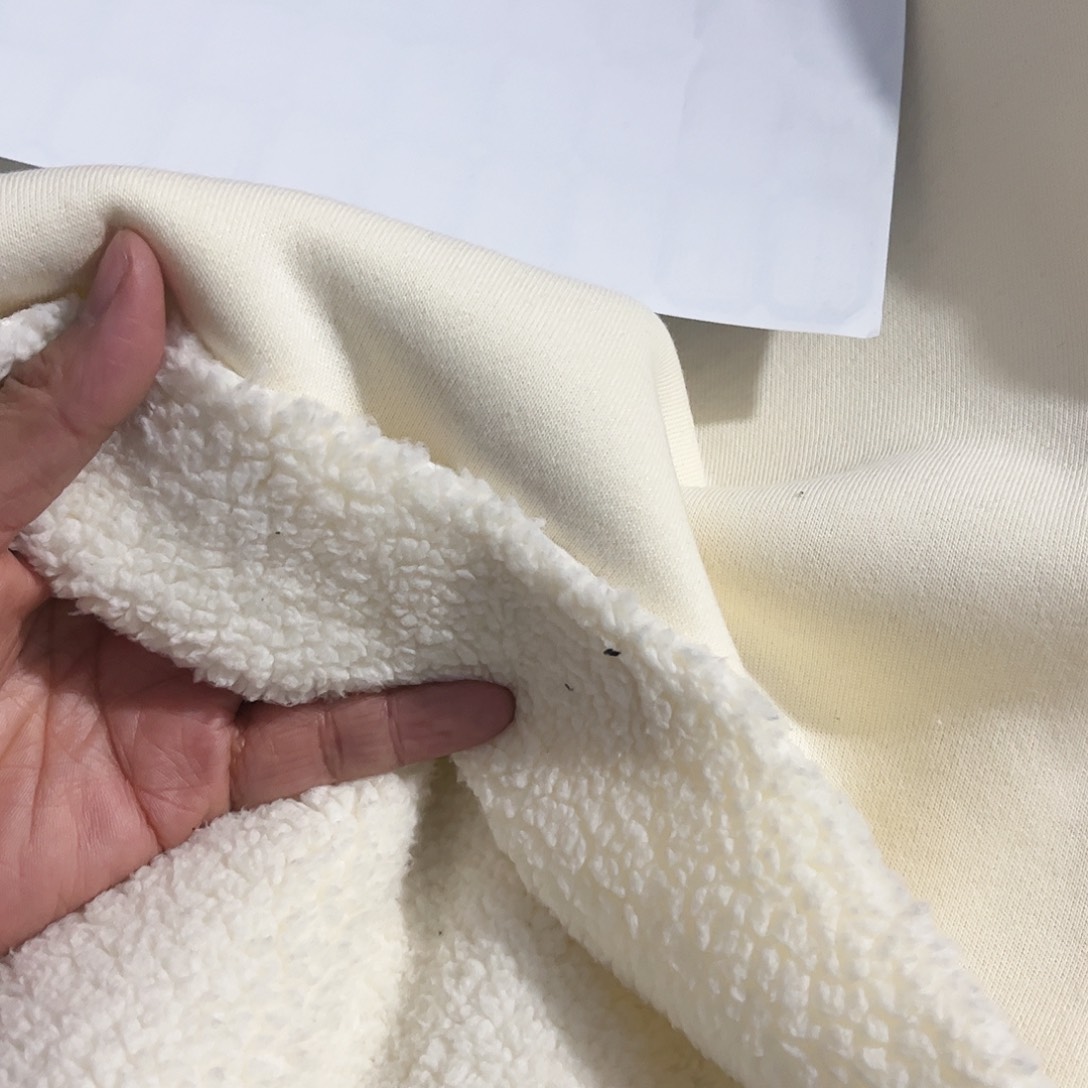 米白色羊驼绒1.8×2米长带螺纹