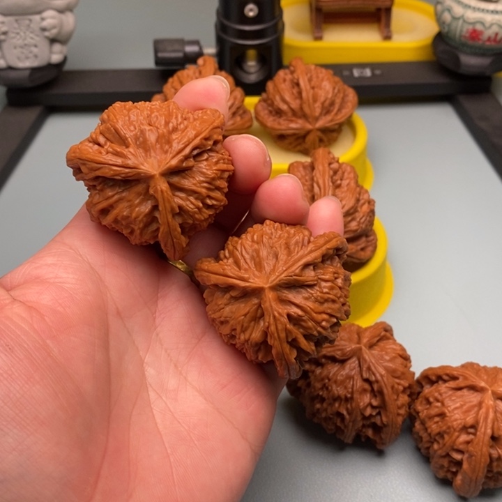 ****尘文玩核桃吊坠42尺寸白狮子微修