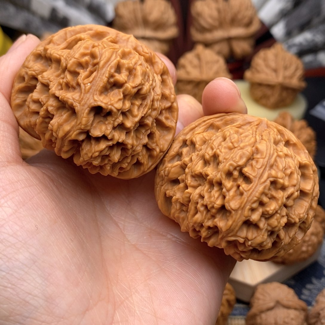 文玩核桃把件48南疆石