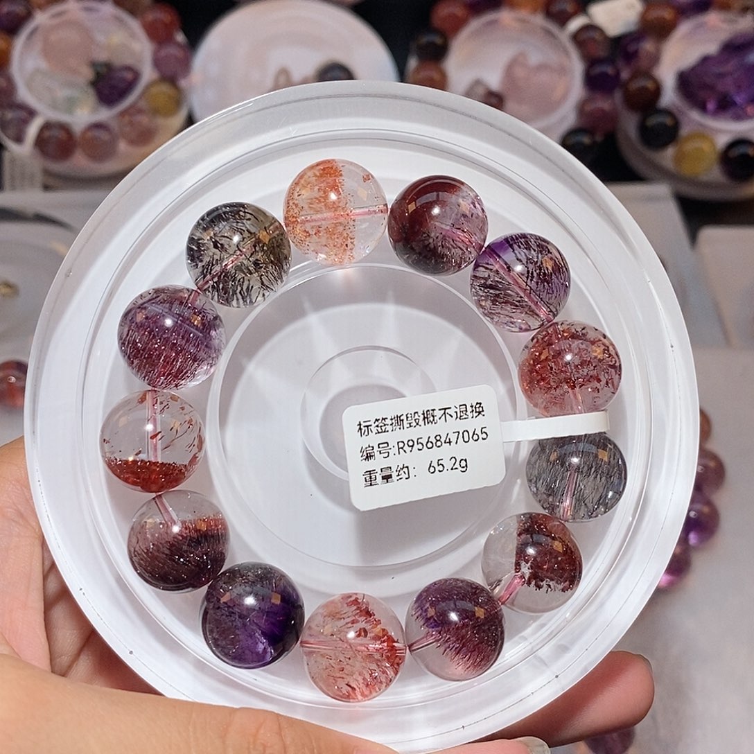 喵****水晶手链未镶嵌仙女超七手链J