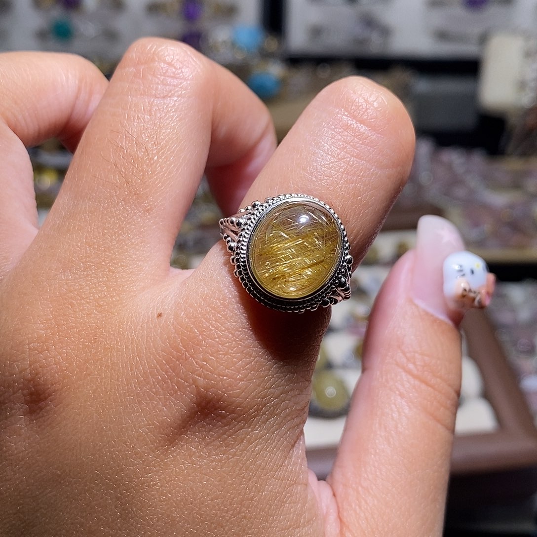 喵***人银S925镶嵌水晶戒指