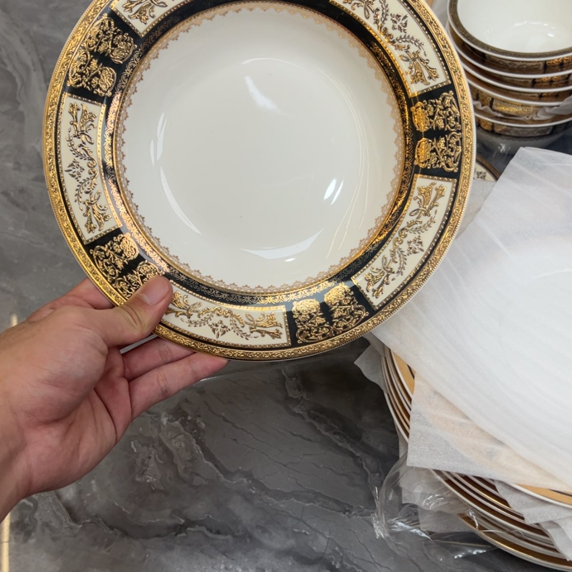【闪购商品】瓷片9寸草帽盘两个一单福利价