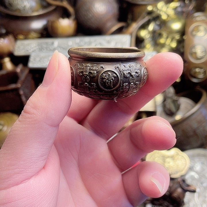 诚信经营铜器摆件