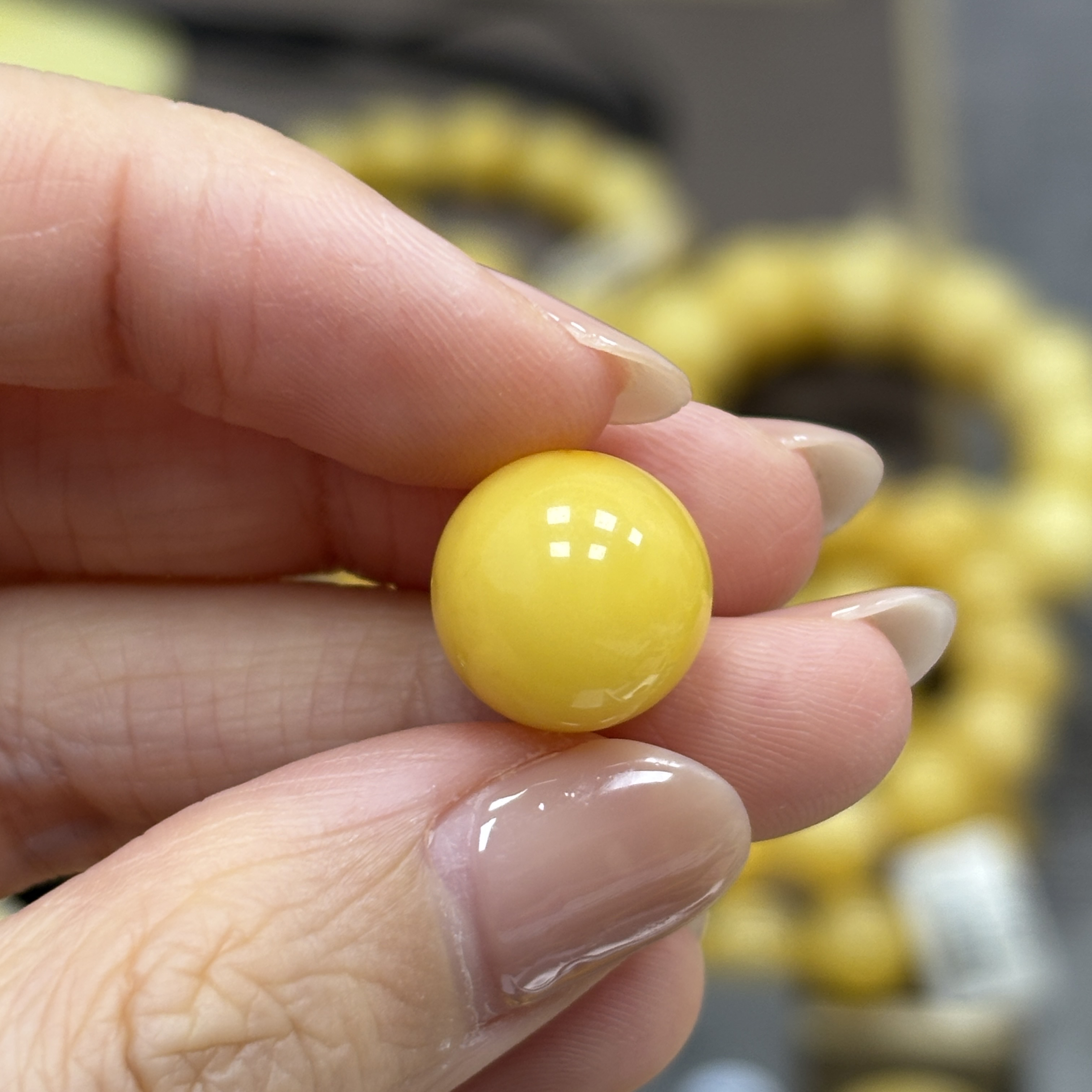 12.3mm 小妖珠宝天然原矿琥珀蜜蜡