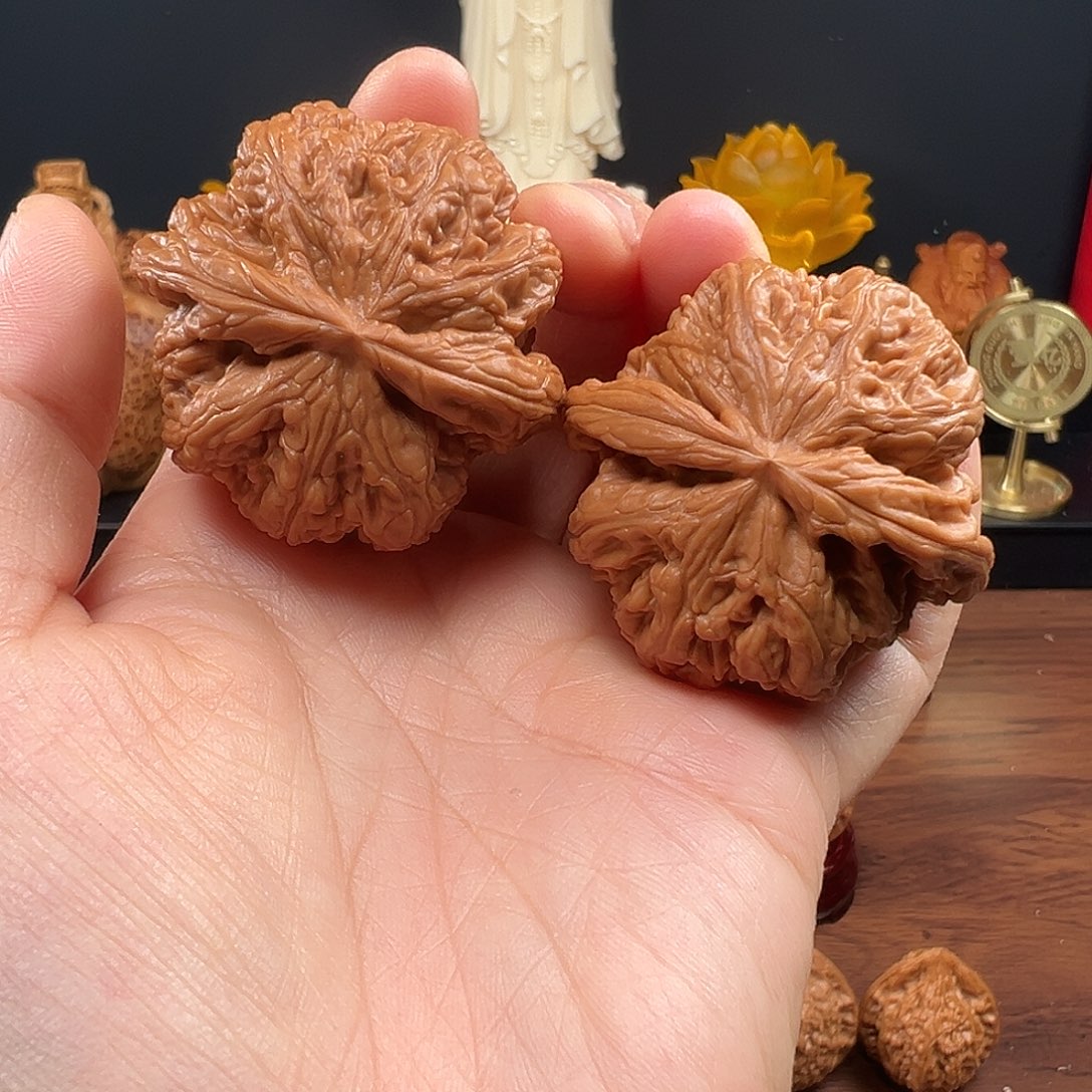 吊坠文玩核桃45全品大粗筋