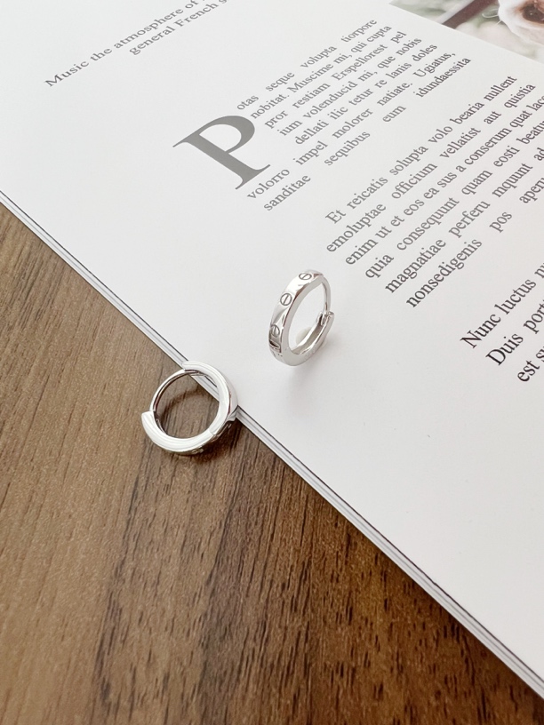 925银耳饰 精工时尚百搭电白简约通勤印花银耳饰