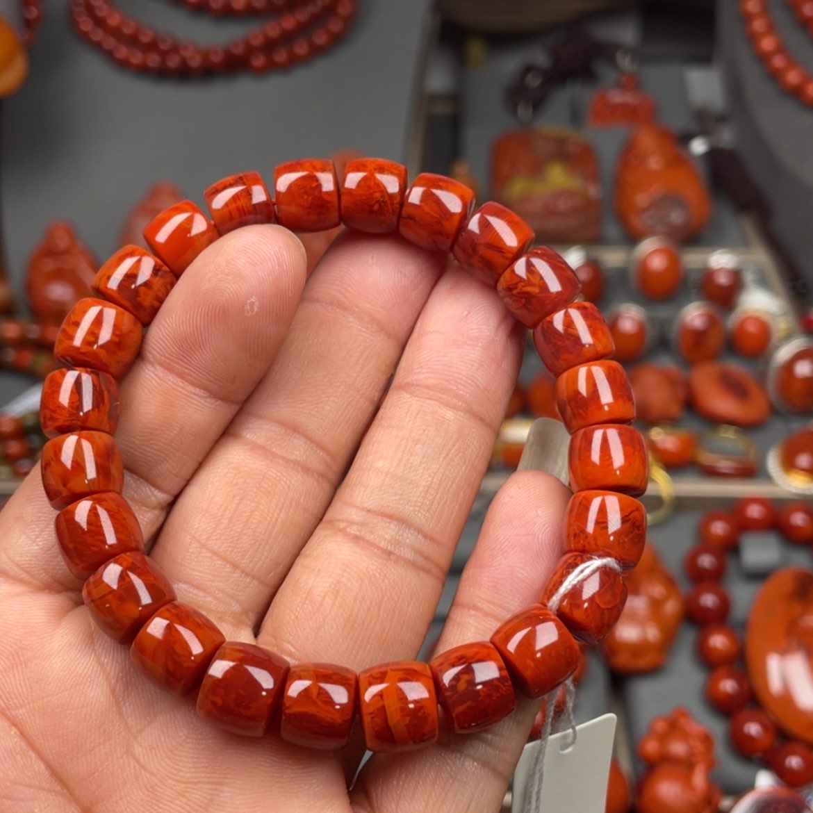 【闪购商品】南红玛瑙珠宝奇石未镶嵌单圈9