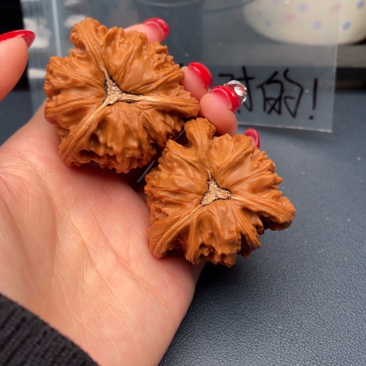 弓***長吊坠文玩核桃白狮子