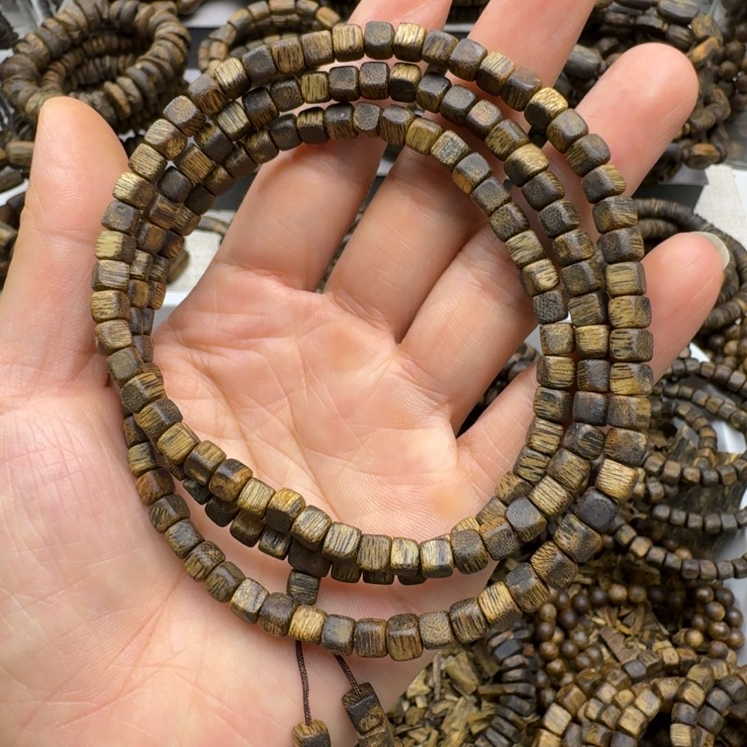 沉香碎屑沉香高油脂板头老料方糖珠多圈卡4mm多样性发一