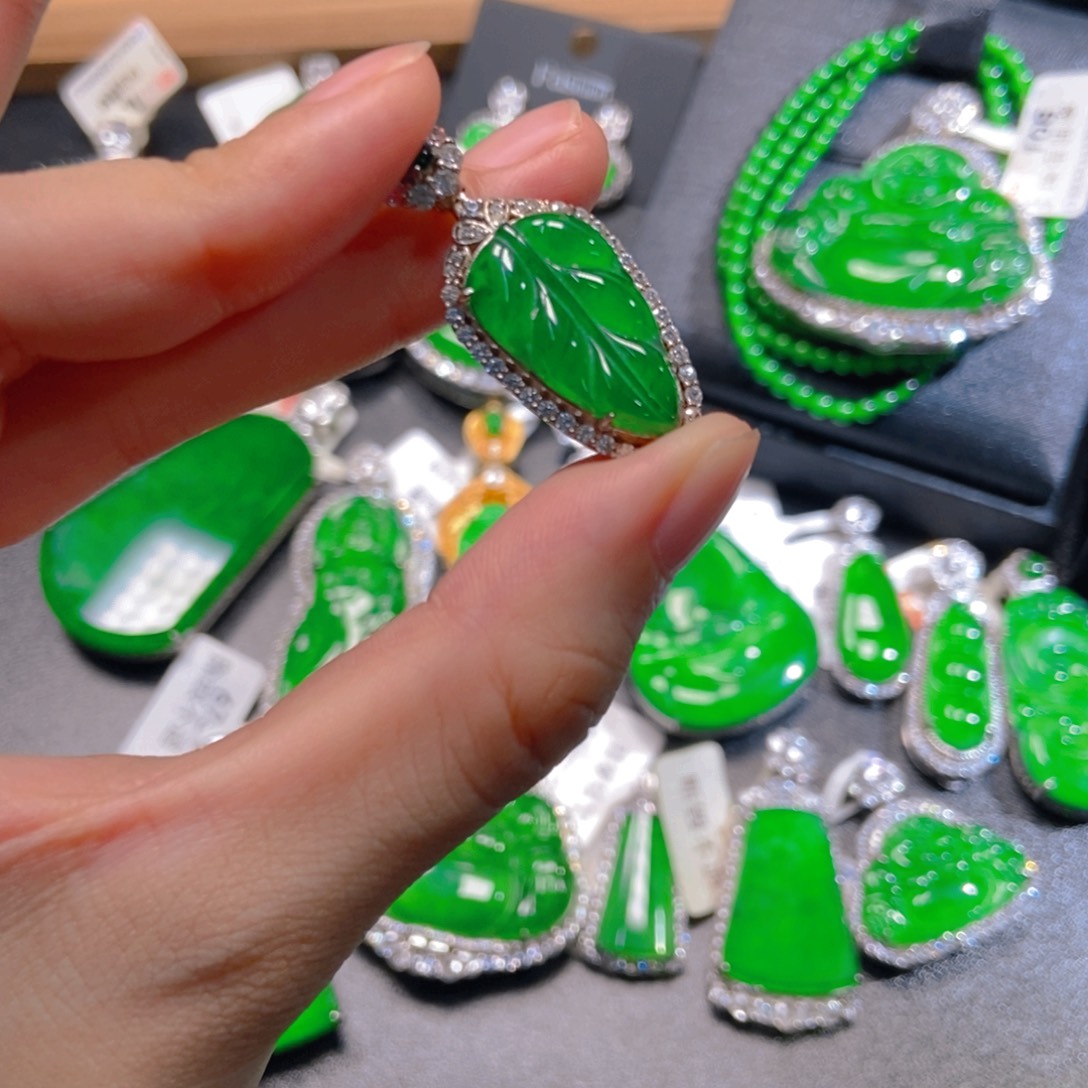 翡翠银S925镶嵌吊坠(不含链)