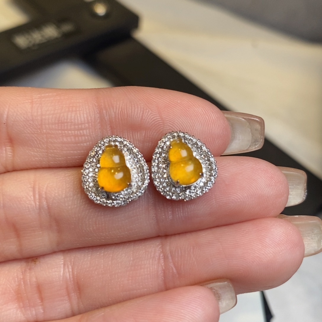 翡翠耳饰18K金镶嵌小葫芦