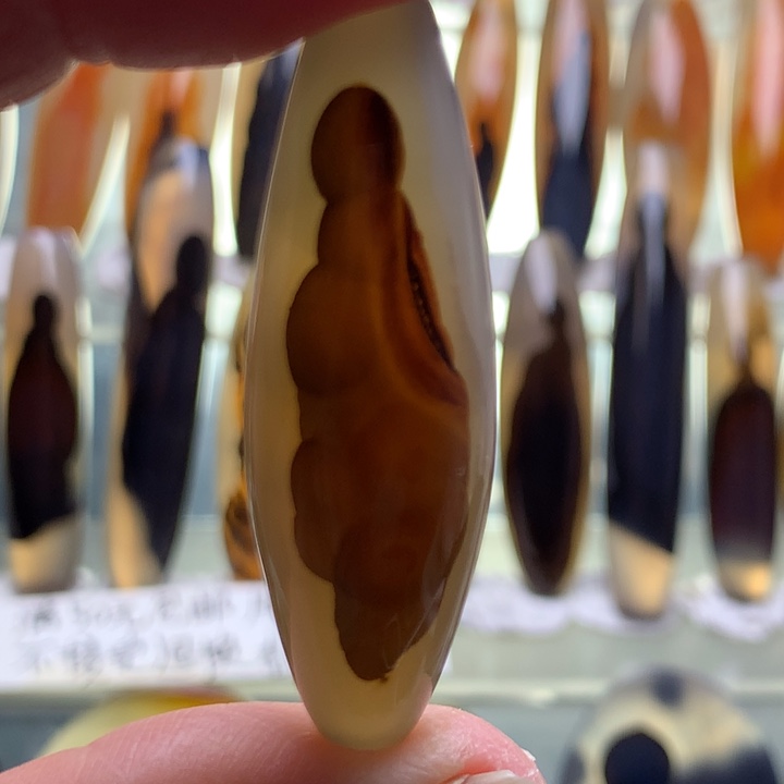 未镶嵌颈饰玛瑙/玉髓32