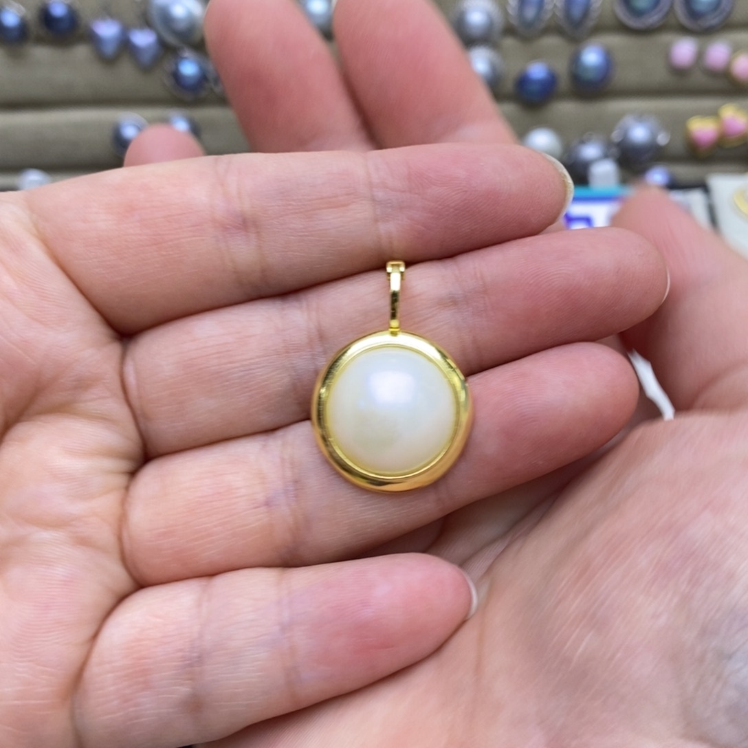 银S925镶嵌拼合珍珠（马贝珠）颈饰