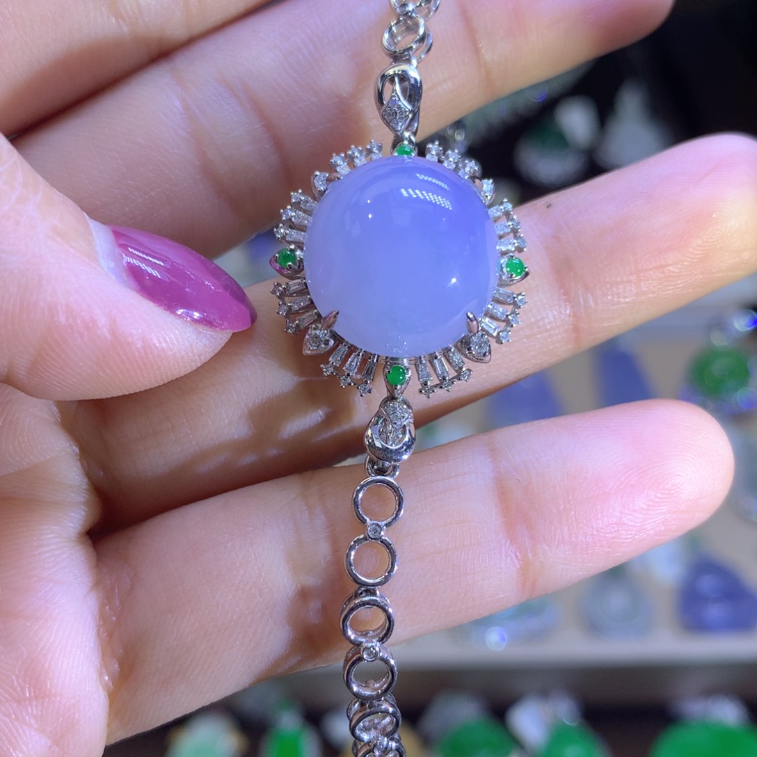 翡翠耳饰18K金镶嵌翡翠