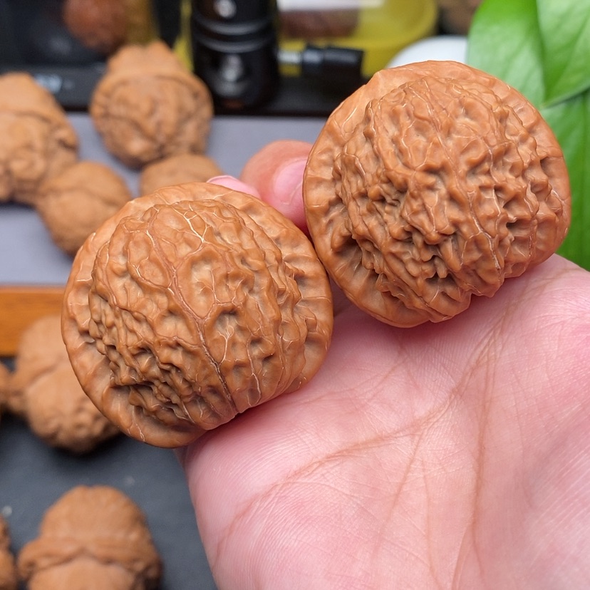 【闪购商品】文玩核桃把件金麒麟全品40