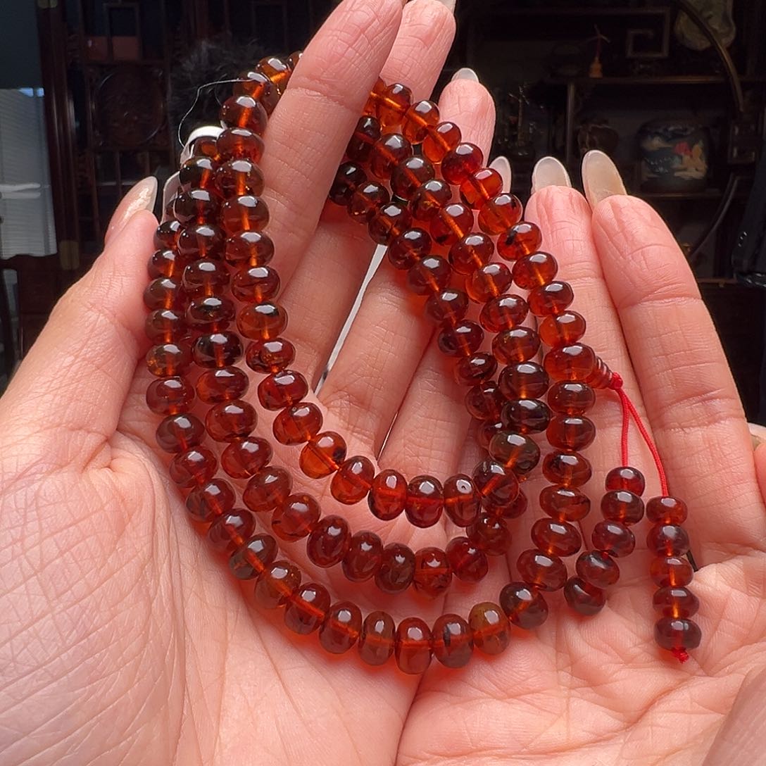 琥珀裸石未镶嵌抚顺琥珀20240。8mm