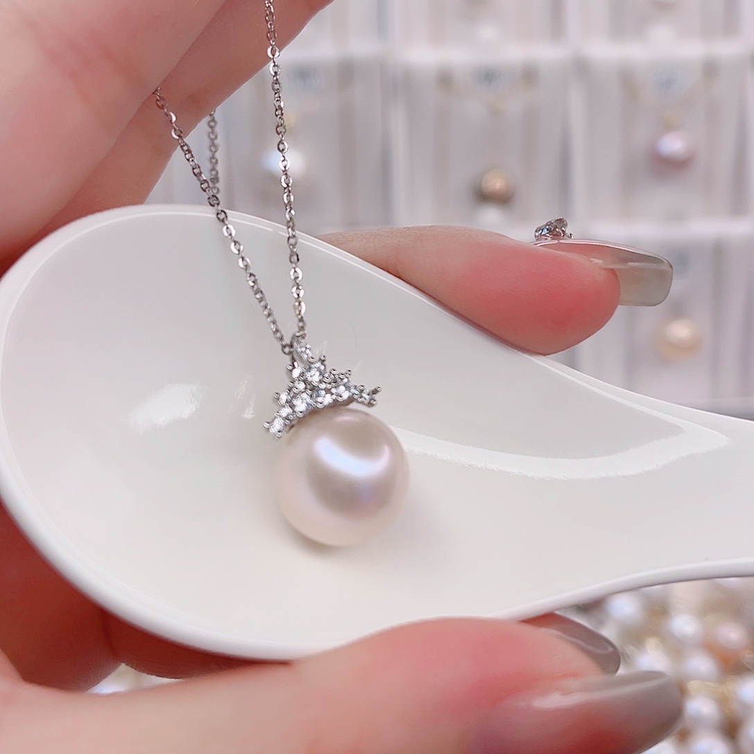 淡水珍珠吊坠(赠链)未镶嵌