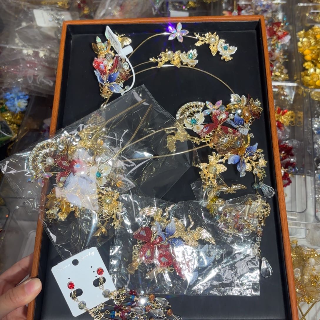 硅胶古装红金蓝色秀禾