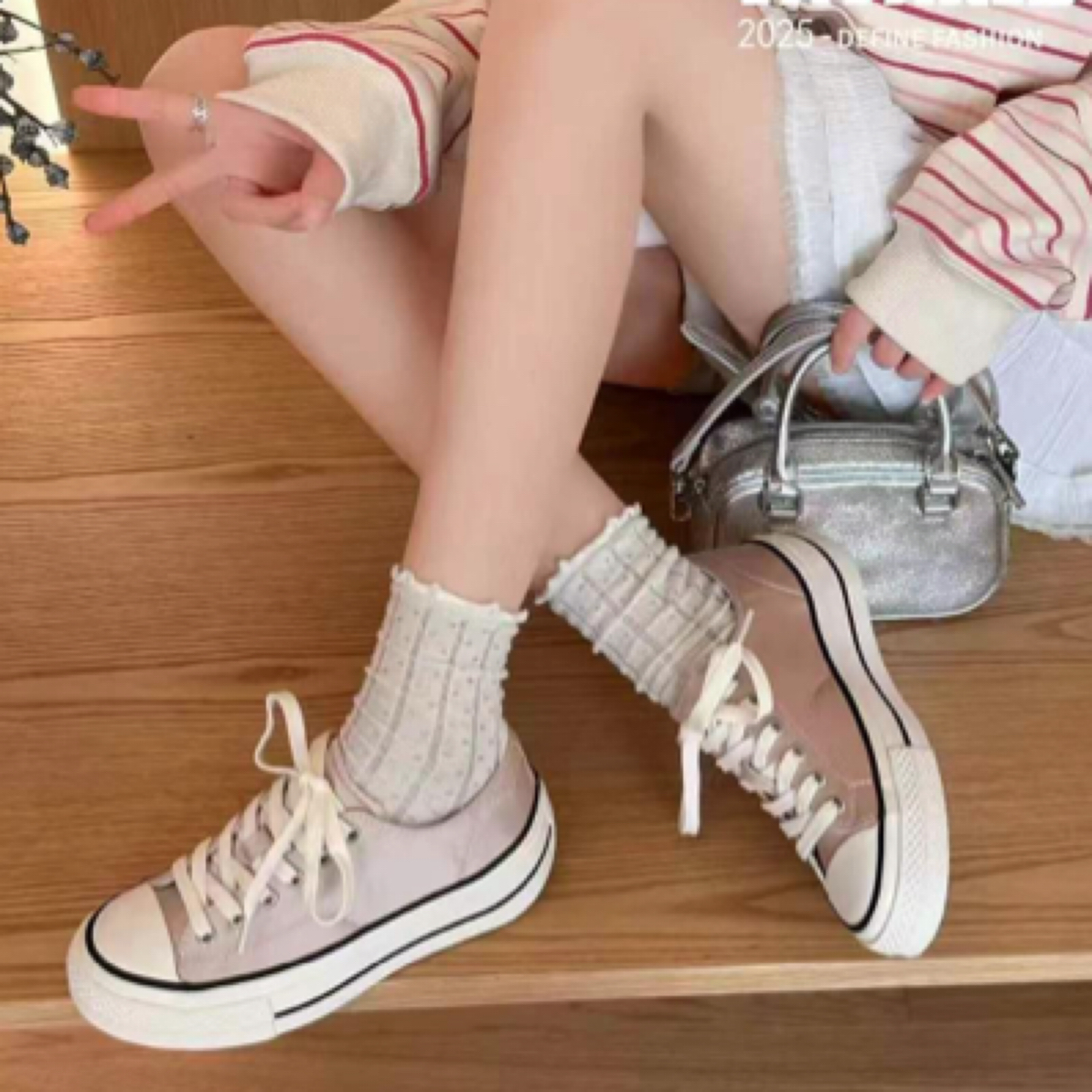 3705 夏季新品时尚女系带圆头帆布鞋软底透气简约舒适学院风潮鞋