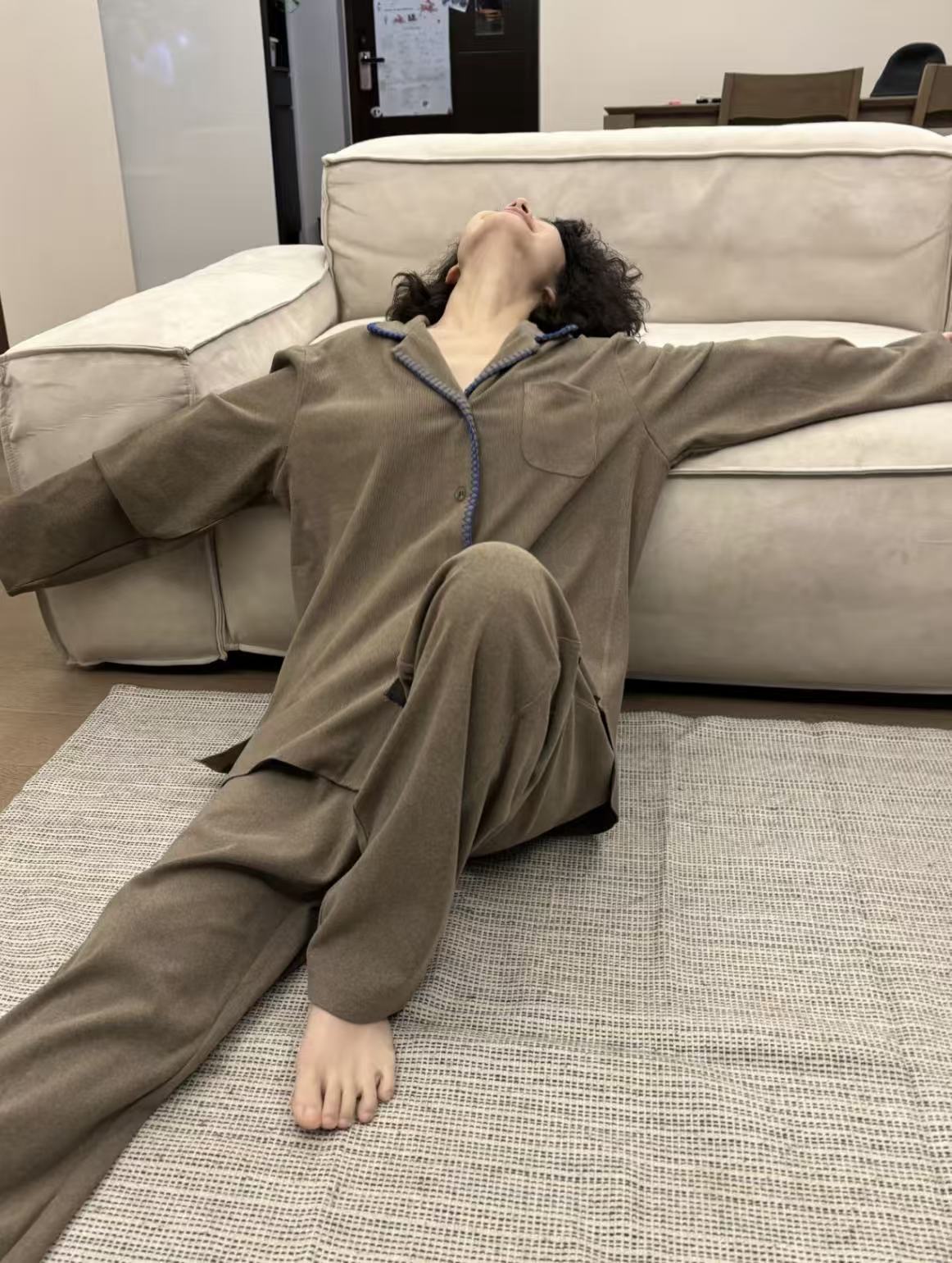 201-238秋冬季德绒带胸垫睡衣女加厚时尚冬季保暖家居服套装