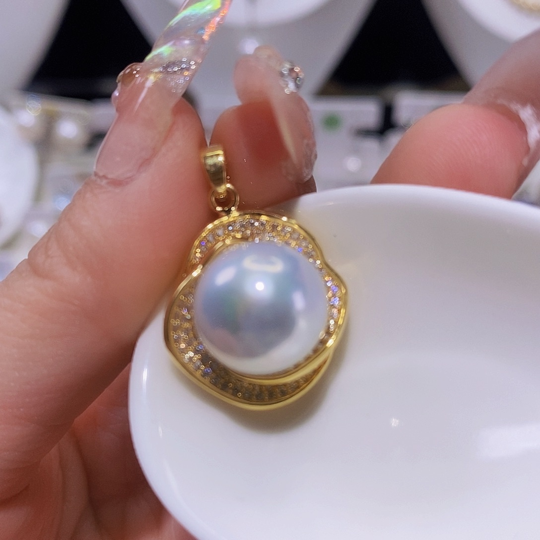 淡水珍珠颈饰合金