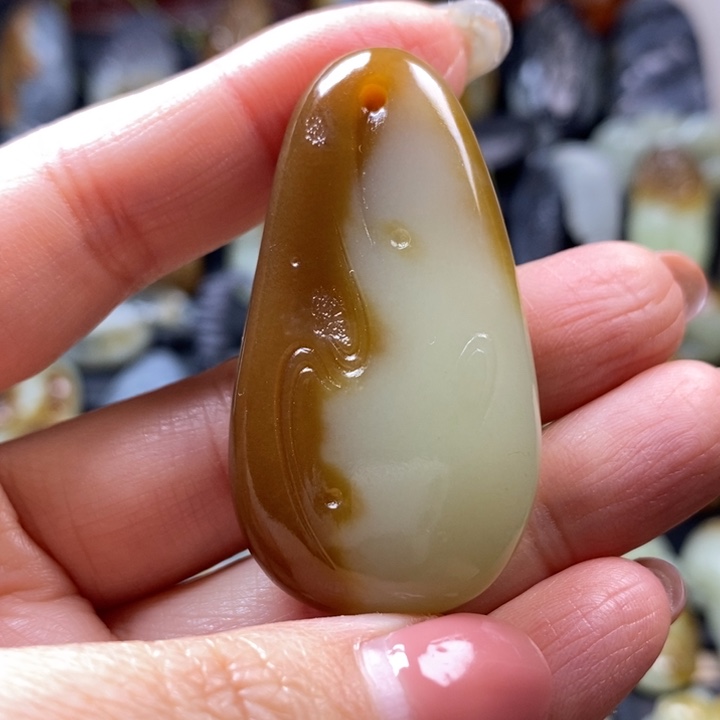 和田玉未镶嵌挂件