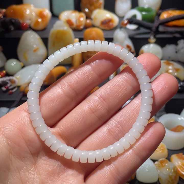 和田玉未镶嵌手链