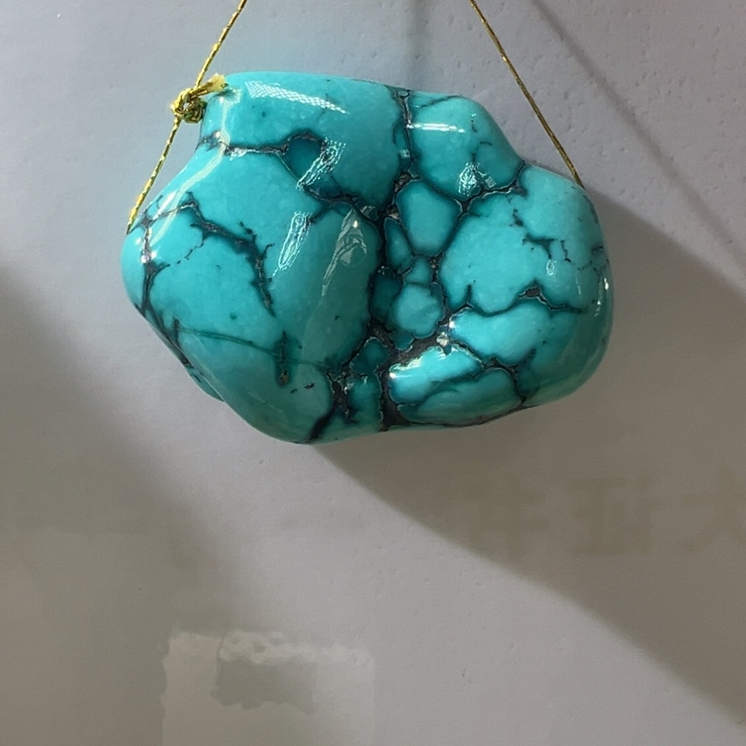 绿松石未镶嵌挂件