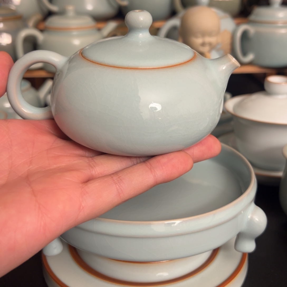 纯矿石微瑕扁西施壶