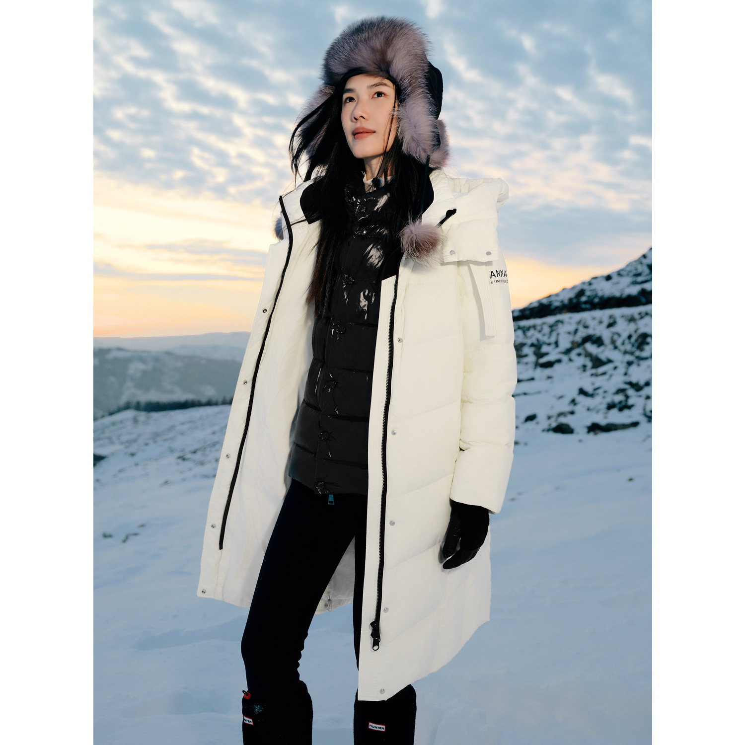 【羊羊专属】玖姿·安娜蔻JTED03115蓬松白鸭绒中长面包羽绒服