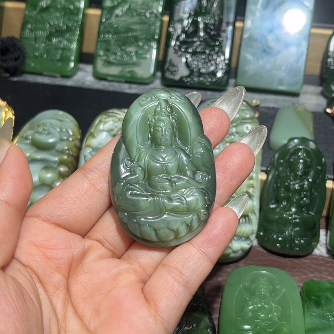 和田玉挂件未镶嵌