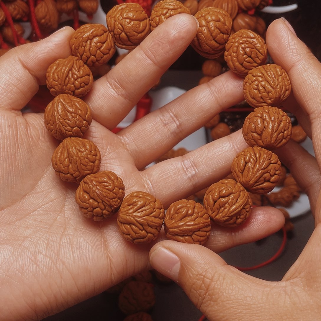 桃核吊坠龙纹桃枭