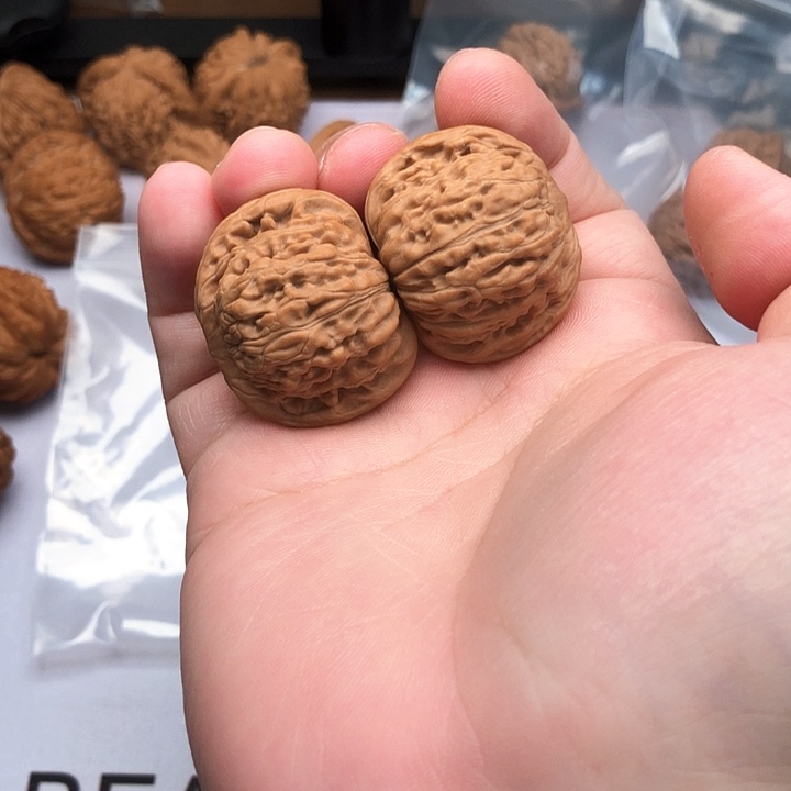 文玩核桃吊坠35全品24年汉高楼