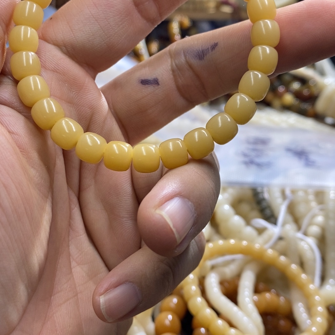 简***福菩提根/象牙果吊坠