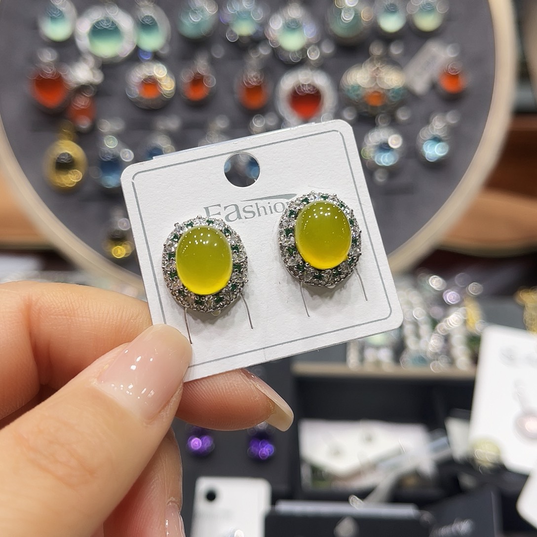 常***树岫玉银S925镶嵌耳钉