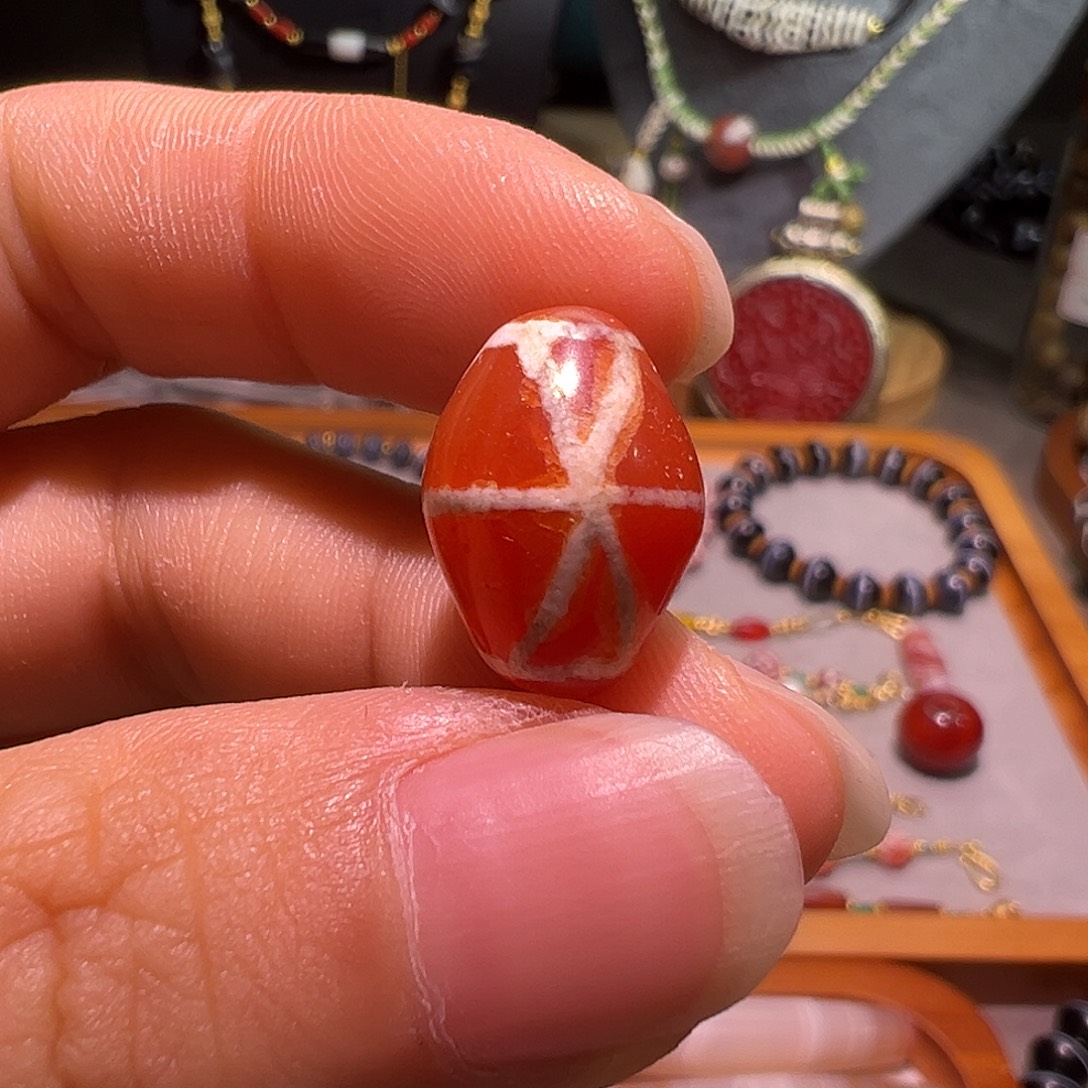 玛瑙/玉髓未镶嵌珠宝半成品