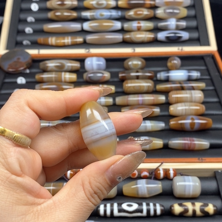 玛瑙/玉髓珠宝奇石未镶嵌