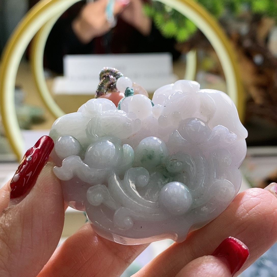 【闪购商品】翡翠颈饰未镶嵌鱼