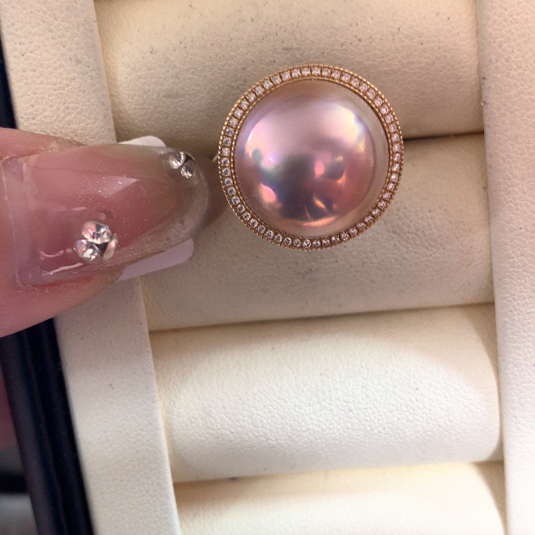 拼合珍珠（马贝珠）戒指18K金镶嵌